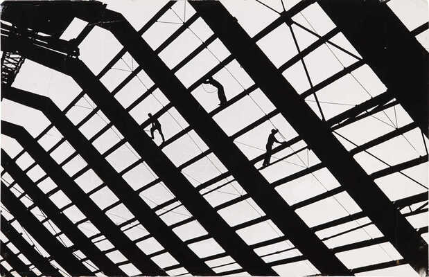 Фотография «Ритм стройки» / Фот. И. Хорунжий. 1968.